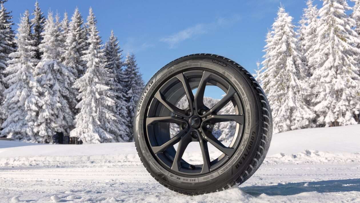 Goodyear Ultragrip Performance 3