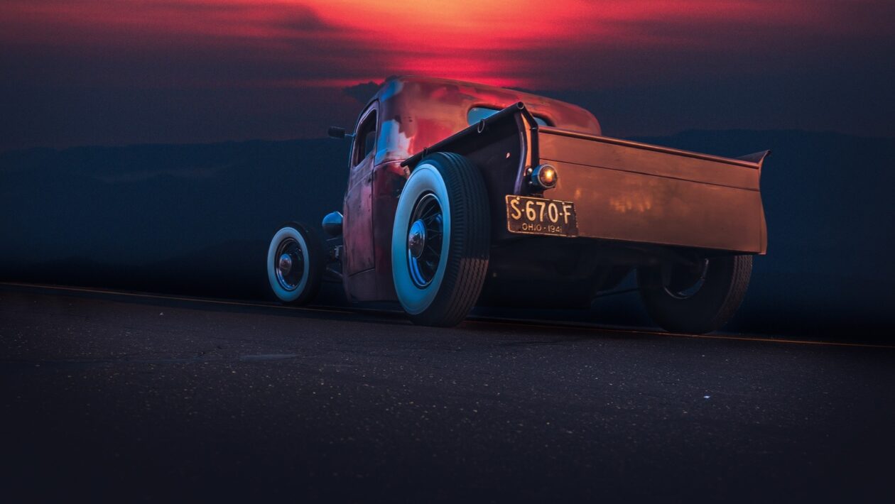 Etika a načasovanie signalizácie: Správne používanie smerových svetiel v premávke