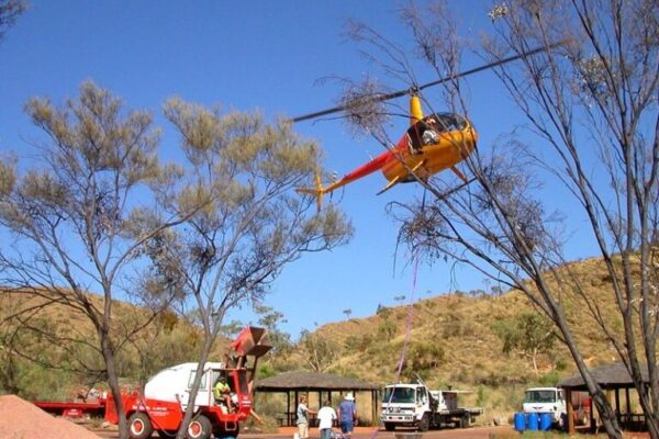Letná prevádzka: Manažment prehrievania, efektívne používanie klimatizácie a hydratácia