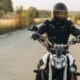 Jazda s chladnou hlavou: 3 veci, ktoré vás na motorke udržia v sedle